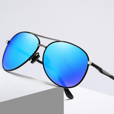 China Moving 2022 Men's Metal Polarized Photochromic Sunglasses Unisex Color Change Sun Glass Day Night Driving Eyewear 2022 for sale