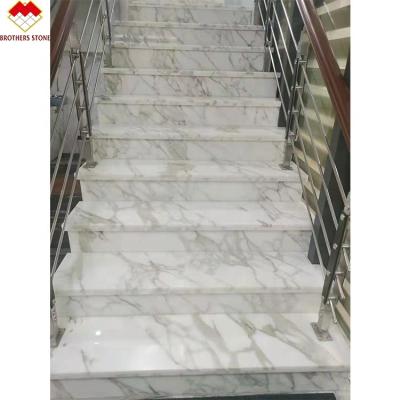 China Modern European Design Interior Italy Calacatta Golden Marble Carved Marble Stair Treads And Risers Steps For Villa for sale