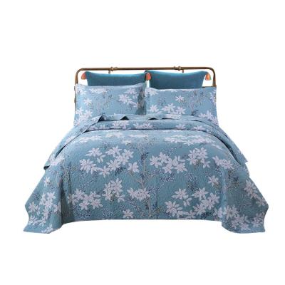 China New Nondisposable Queen Cotton 3pcs Luxury Blue Floral Bedspread Quilted Bed Sheet for sale