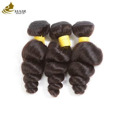 Cina estensioni vergini dei capelli umani 8a nessuna fibra con 4 * una chiusura di 4 pizzi allenta Wave in vendita