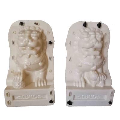 China European ABS Precast Decorative Concrete Plastic Animal Garden Lion Mold for sale