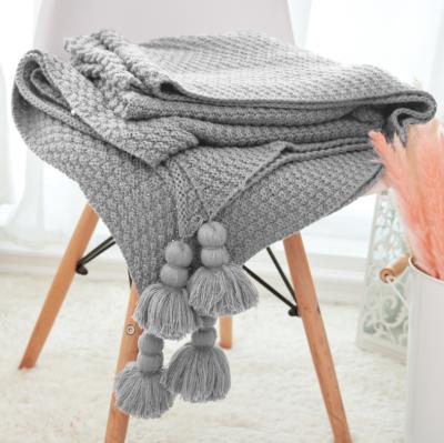 China Anti-pilling Super Soft Nordic Tassel Different Colors Knit Throw Blanket For Couch Sofa Chair Home Decorative for sale