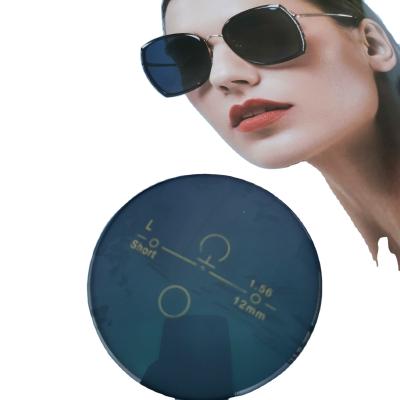 China 1.56 CR39 Transition Photochromic Lens UV420 Blue Cut Block Lens Monofocal Progressive Lenses for sale