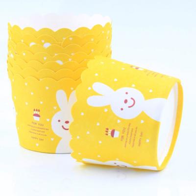 China Disposable Liner Cake Cupcake Roll Paper Dispensing Tour Cups Cupcake Baking Wrappers for sale