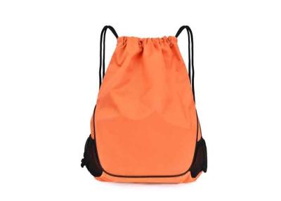 China Mochila de poliéster resistente al agua unisex con correas ajustables en venta