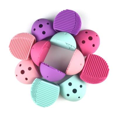 China Viable Hot Selling High Quality Reusable Portable Silicone Makeup Brush Cleaning Cosmetic Rubbing Pad for sale