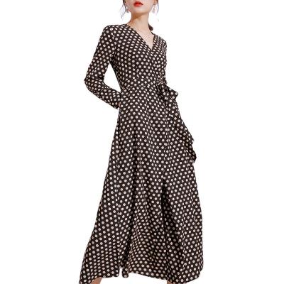 China Wholesale Anti-Static European Boho Summer Beach Maxi Dress Long Sleeve Polka Dot Long Wrap Long Dresses For Young Ladies for sale