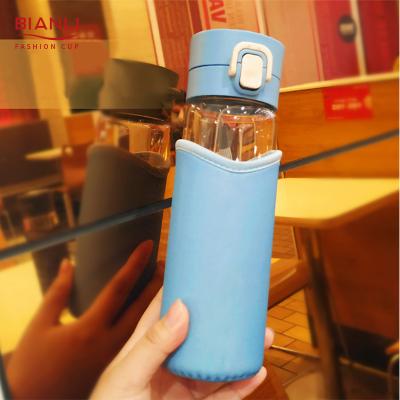 China Sustainable Manufacturers Custom Transparent Glass Removable Double Cups Double Sleeve Reusable Glass Water Bottle for sale