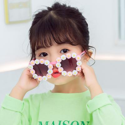 China Small Size Fashion Style Kids Sunglasses Round Design Luxury Eyewear Kids Sunglasses for sale