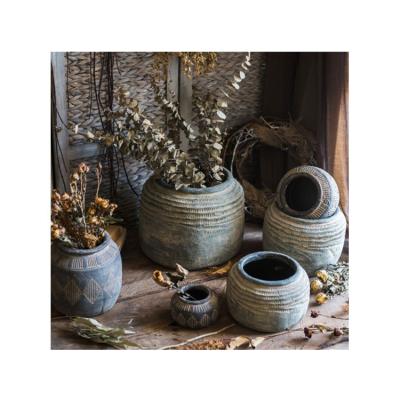 China Matte Balcony Decorative Gardening Decor Cement Minimalist Unique Embossed Planter Molds For Garden for sale