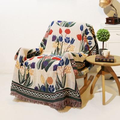 China Eco-friendly Tulip Pattern Vintage Double Sided Cotton Knit Sofa Throw Blanket With Tassel Macrame for sale