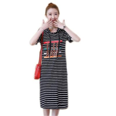 China Ladies summer fashion style anti-static dress shorts sleeved terylene printing loose T-shirt recreation hooded dress for sale