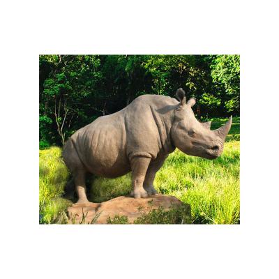 China Modern high quality hot sale outdoor rhinoceros sculpture garden decor and animal sculpture for theme park sculpture for sale