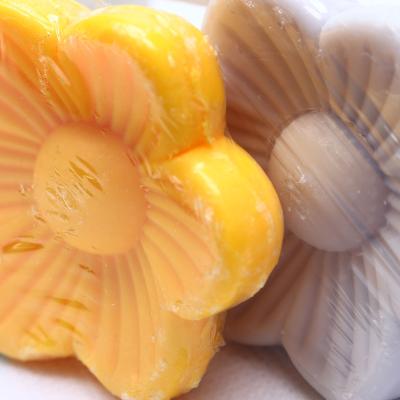 China Hotel Hair Shampoo Soap 100% Organic Handmade Vegan Plant Extract Wholesale 60g Create Your Own Logo Natural Solid Shampoo Bar for sale