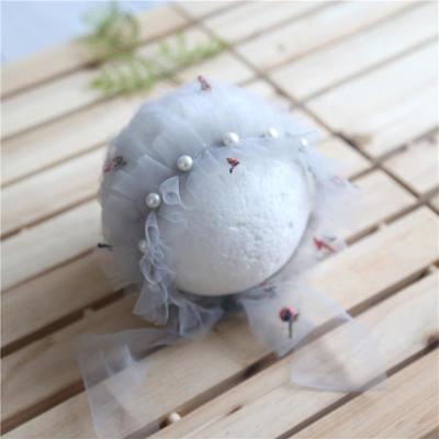 China High Quality Soft and Comfortable Pearl Baby Lace Hood Newborn Photography Props Baby Beanie Hat for sale