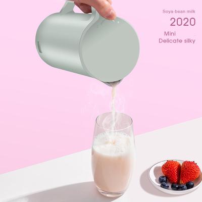 China Household Mini Soybean Juice Blender Baby Food Processor Personal Mini Milk Maker for sale