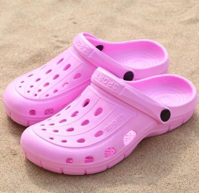 China Summer Flat Indoor Indoor Outdoor Slippers Warm Classic Round Anti Sellings Comfortable Skid Beach Sandals Shark For Women Girls for sale