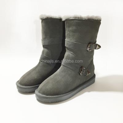 China Hot Selling Waterproof Factory Price Wholesale Warm Soft Fashionable Genuine Leather Wool High Quality Striped Women Snow Boots for sale