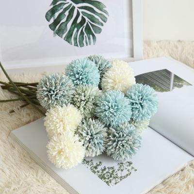 China Real Touch Wedding Round Artificial Flower Daisy For Indoor Ball Dandelion Decoration for sale