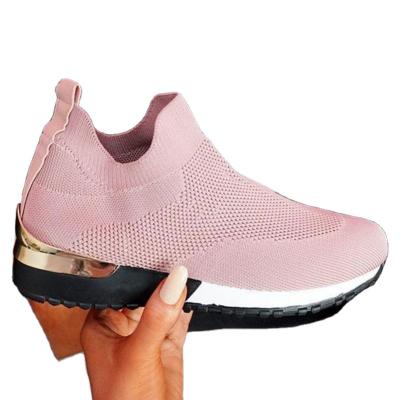 China Factory Directly Stretch Black Pink White Lightweight Cloth Outdoor Fashion Good Quality Anti-skid Light Sneaker Shoes for sale