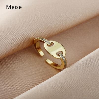 China Yiwu meise ZZ527 TRENDY Coffee Bean Shape Open Ring Resizable Pig Nose Ring Women Ring for sale