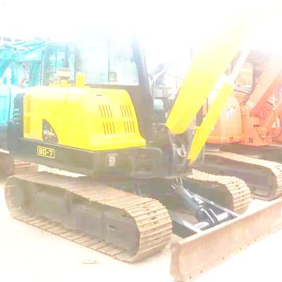 China Construction worksÂ   Originally made in South Korea Hyundai 60-7 6 ton small size used second hand hydraulic excavator with hammer breaker part for sale