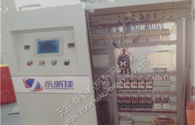 China Flying Saw Cutting PU Sandwich Panel Machine , High Press PU Foaming machine for sale