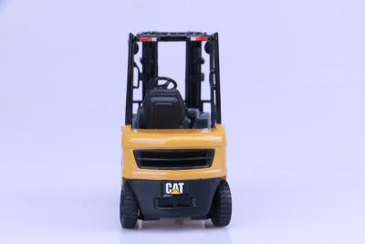 China OEM Service 1/25 Forklift Toy 1 Electric 25 Diecast Model Made In China Factory for sale