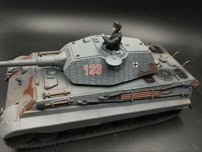 China Collection and promotion 1 32 The second war Germany King Tiger resin1/35 model tank OEM manufacture in China for sale