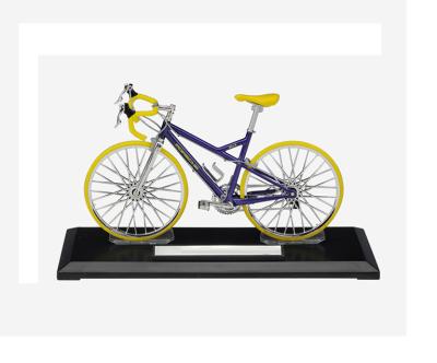 China Toy Newest Diecast Design 15cm Length Diecast Bike Model With Figure For Display Gifts for sale