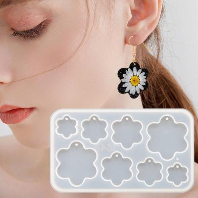 China Multi-shape Aromatherapy Plaster Earrings Silicone Rubber Resin Cute Viable Pendant Mold Jewelry Pendant Mold With Hanging Hole for sale