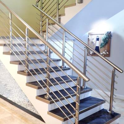 中国 Contemporary Classic Stainless Steel Railings For Traditional Homes 販売のため