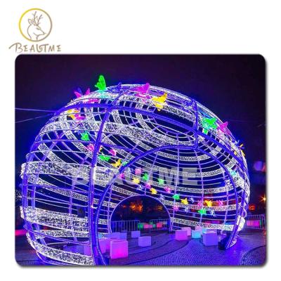 China 2021 Regular Hot Sales 3D Round Arch Ball Colorful Giant Christmas Light Pattern Light With Butterfly For Christmas Decoration for sale