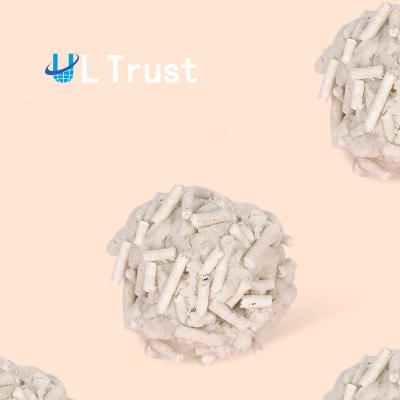 China Sustainable Cat Litter Natural Organic Clumping Mineral Ball Form Clay Bentonite Cat Litter for sale