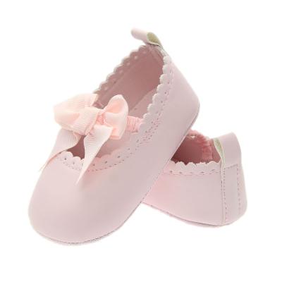 China Baby Waterproof Grill Flower Leather Shoes Soft Flat Shoes For Baby Wholesale for sale