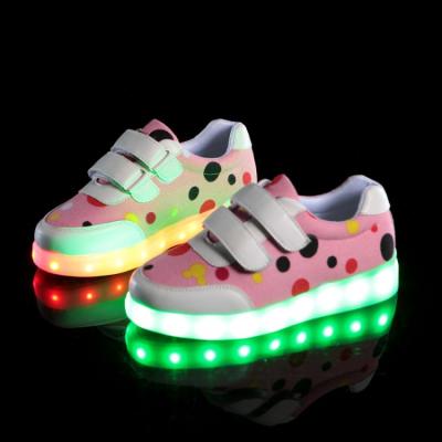 China Luminous Shoes Led Luminous Shoes For Kid Light Up Casual Sneaker Kids Shoes for sale