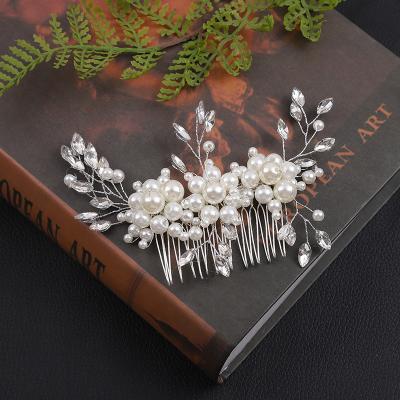 China Crystal Rhinestone Flower Hair Clip Rhinestone Pearl Wedding Hair Comb Wedding Bridal Hairpin Zinc Alloy Hair Accessories for sale