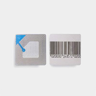 China 4*4cm schwarzer EAS Rf-Aufkleber 8.2mhz mit Barcode-Hochleistung zu verkaufen