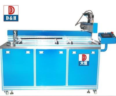 China 1500KW Two-Component LED Module Glue Filling Machine for LED Light Production Line for sale