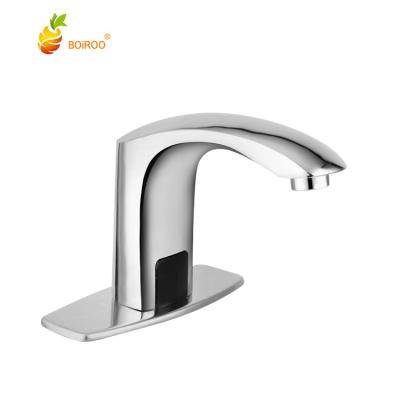 China Hot selling BOiROO all-copper single-hole induction public places sink induction handleless faucets basin automatic faucet sense for sale