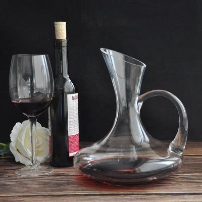 China CLASSIC lead free crystal whiskey decanter, wine glass decanter with handle for wine lovers for sale