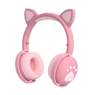 China Wholesale Good Quality 10m Foldable Radio LED Cute Cat Ear Headphone Headset for Kids for sale