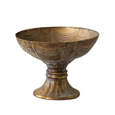 China Minimalist Antique Floral Bowl Metal Flower Vase Gold Classic Rustic Wedding Vase for sale