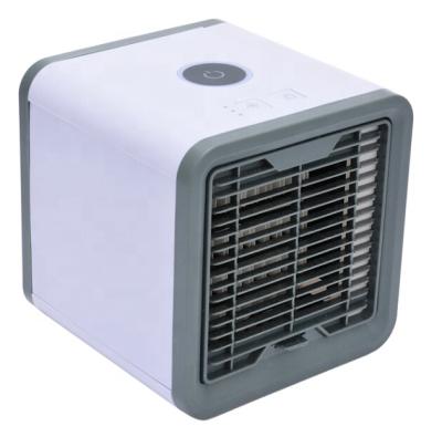 China USB Mini Air Cooler Portable Cooler Water Mist Cooler Small Fan Water-to-Air Cooler for sale