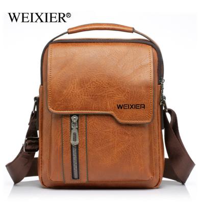 China New high quality men's shoulder bag European and American retro messenger bag large capacity vertical shoulder bag men W1029 2022 for sale