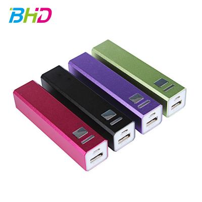 China Universal Mobile Cylinder Power Bank External Backup Battery Charger Pack for Mobile Phones With Retail Packing for sale