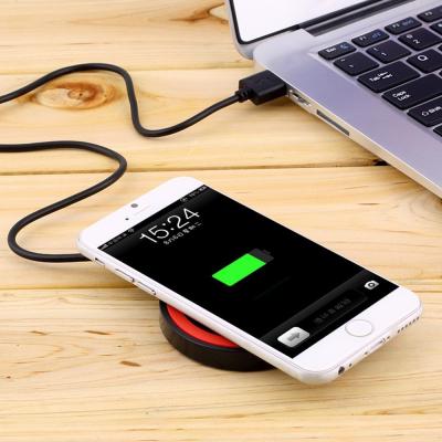 China Phone accessories mobile phone universal fast qi wireless charger with custom logo for sale