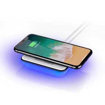 China New Patent Wireless Charger Vibrates to Trigger Light Qi Wireless Fast Charger for Wireless Charger Power Bank for sale