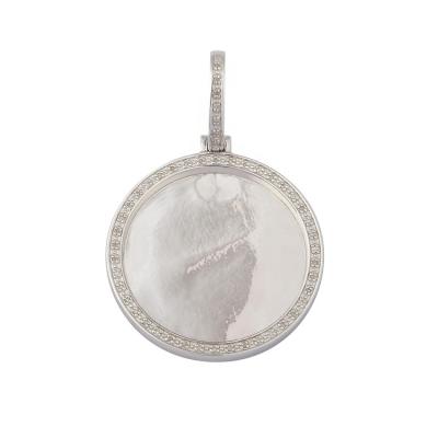 China Custom Hiphop Memory Picture Jewelry Circle Pendant Photo Pendant Sterling Silver Gold Plated Picture Tray for sale