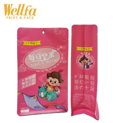 China Wholesale Mylar Moisture Proof Square Skittles Plastic Bag Food Bag Laminator Material Aluminum Foil Packaging Bottom for sale